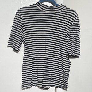 Banana Republic Stripped T-Shirt